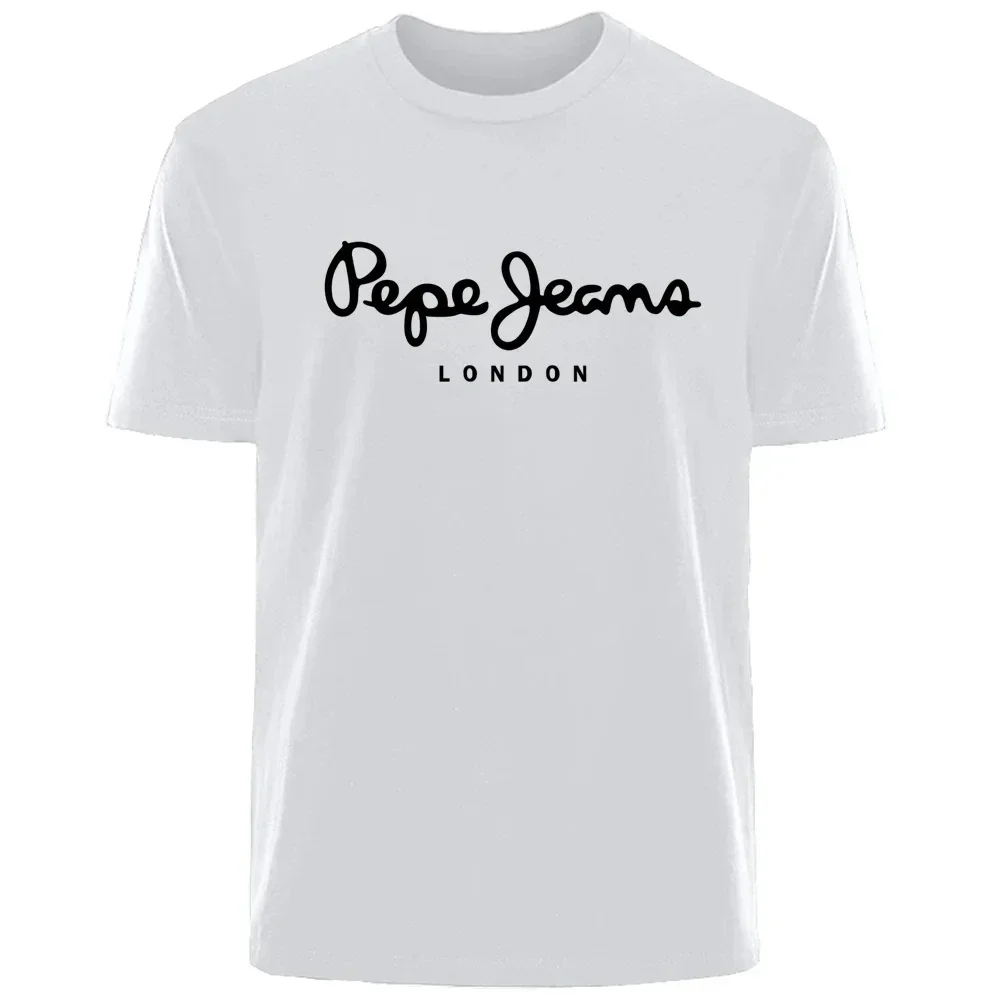 T-shirt a maniche corte con lo - Streetwear Brand London recensione e prezzo