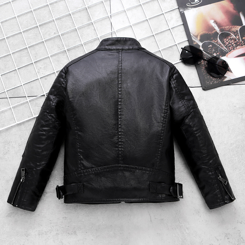 Cappotto antivento impermeabil - Streetwear Brand Photography recensione e prezzo